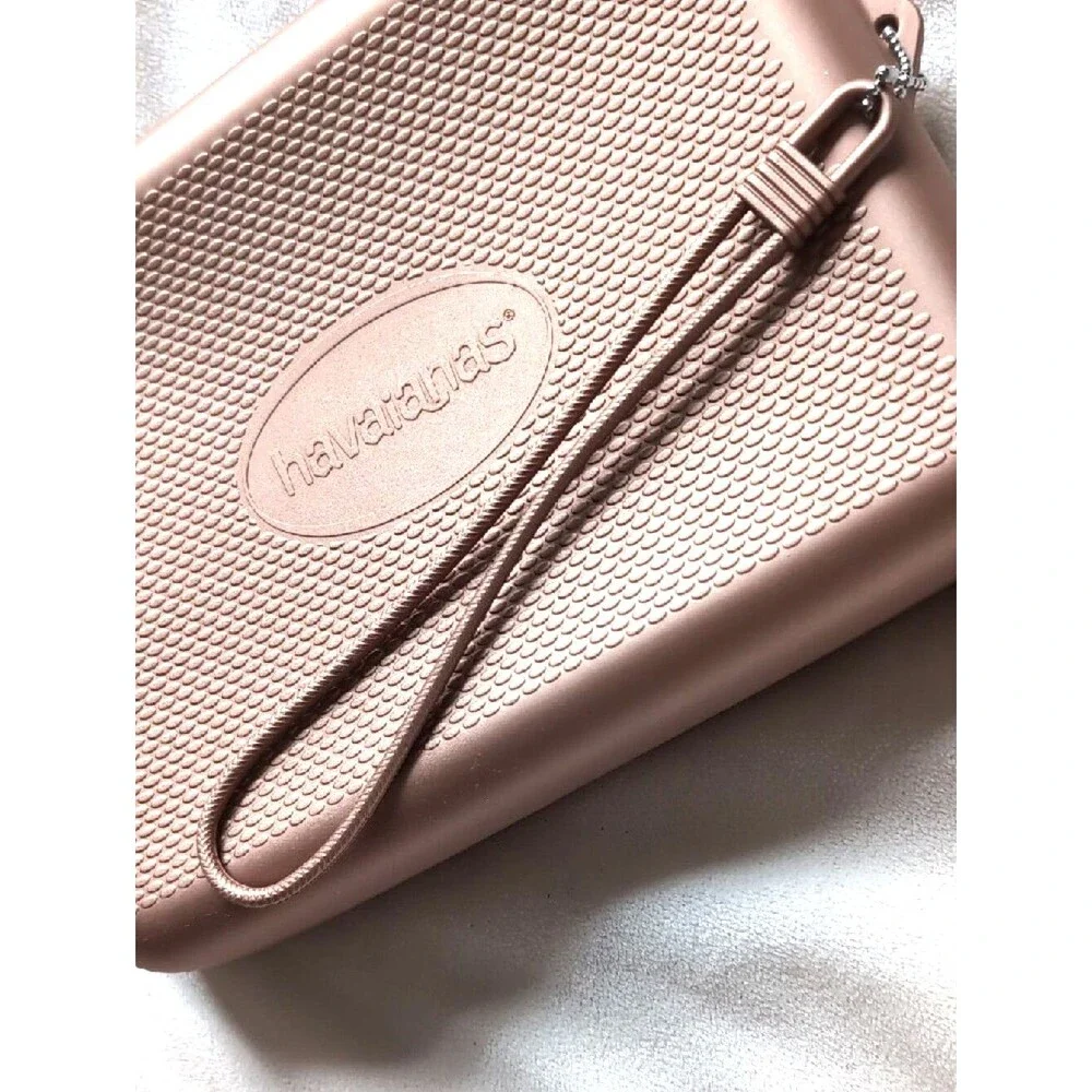 Havaianas Water Resistant Wristlet Zipper Bag Silicone Rose Gold Clutch